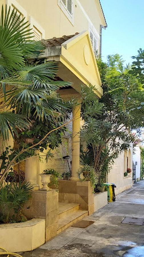 Bed & Breakfast Palma Acomodação com café da manhã Medulin Exterior foto